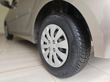 HYUNDAI HB 20 Hatch 1.0 12V 4P FLEX UNIQUE, Foto 9