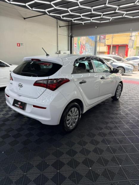 HYUNDAI HB 20 Hatch 1.0 12V 4P FLEX UNIQUE, Foto 4