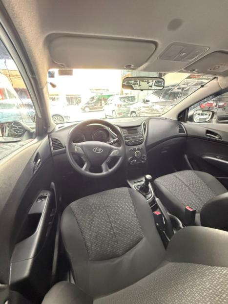 HYUNDAI HB 20 Hatch 1.0 12V 4P FLEX UNIQUE, Foto 9