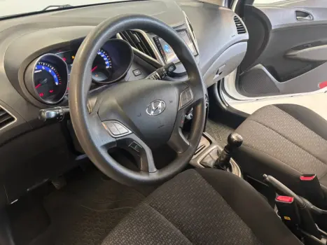 HYUNDAI HB 20 Hatch 1.0 12V 4P FLEX UNIQUE, Foto 6