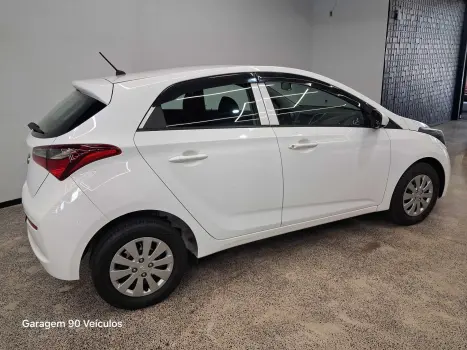 HYUNDAI HB 20 Hatch 1.0 12V 4P FLEX UNIQUE, Foto 4