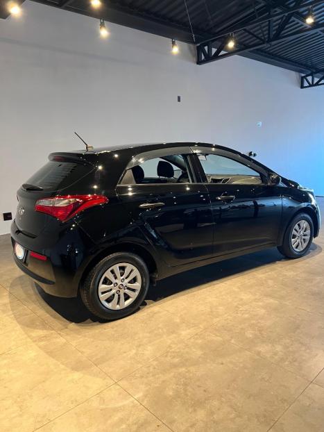 HYUNDAI HB 20 Hatch 1.0 12V 4P FLEX UNIQUE, Foto 2