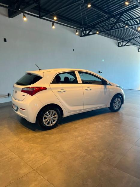 HYUNDAI HB 20 Hatch 1.0 12 V 4P FLEX COMFORT STYLE, Foto 4