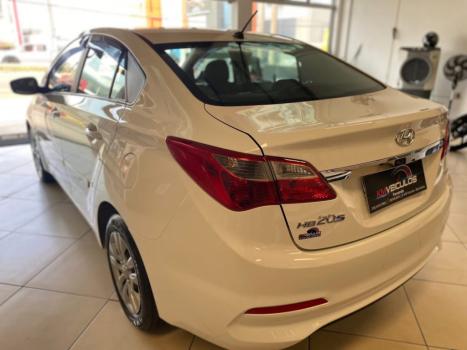 HYUNDAI HB 20 Sedan 1.0 12V 4P FLEX COMFORT PLUS TURBO, Foto 16