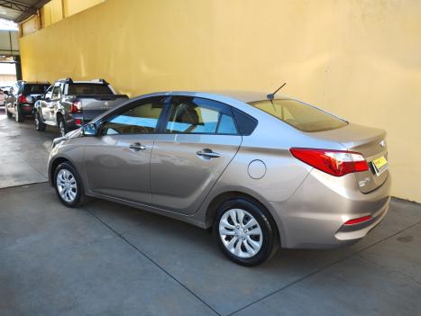 HYUNDAI HB 20 Sedan 1.6 16V 4P FLEX COMFORT PLUS, Foto 8