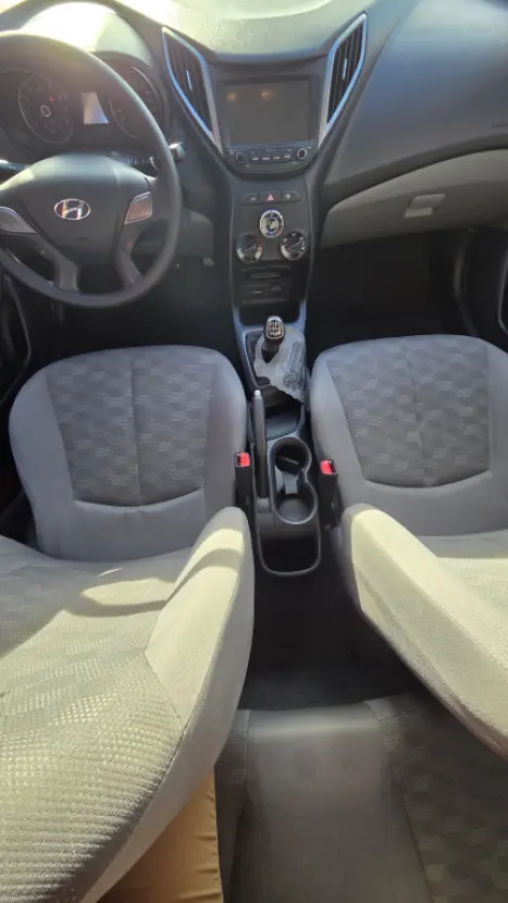 HYUNDAI HB 20 Sedan 1.6 16V 4P FLEX COMFORT PLUS, Foto 14