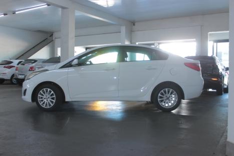 HYUNDAI HB 20 Sedan 1.6 16V 4P FLEX COMFORT PLUS AUTOM�TICO, Foto 3