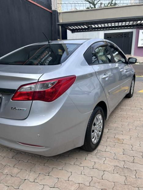 HYUNDAI HB 20 Sedan 1.6 16V 4P FLEX COMFORT PLUS, Foto 6