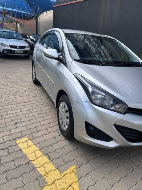 HYUNDAI HB 20 Sedan 1.6 16V 4P FLEX COMFORT PLUS, Foto 8