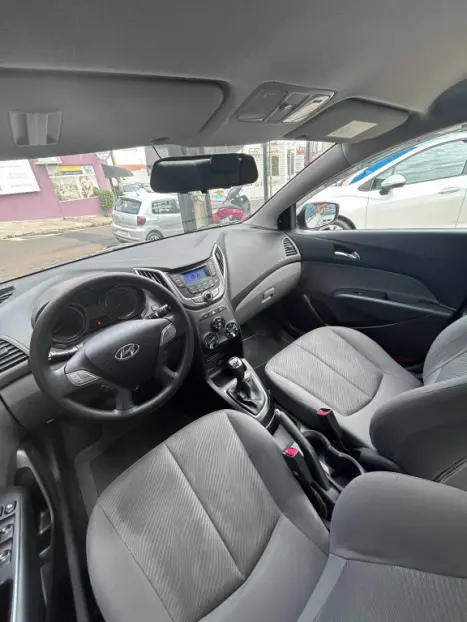 HYUNDAI HB 20 Sedan 1.6 16V 4P FLEX COMFORT PLUS, Foto 11