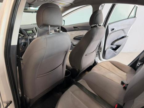 HYUNDAI HB 20 Sedan 1.0 12V 4P FLEX COMFORT PLUS, Foto 10