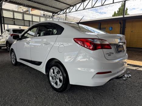 HYUNDAI HB 20 Sedan 1.6 16V 4P FLEX COMFORT PLUS AUTOM�TICO, Foto 5