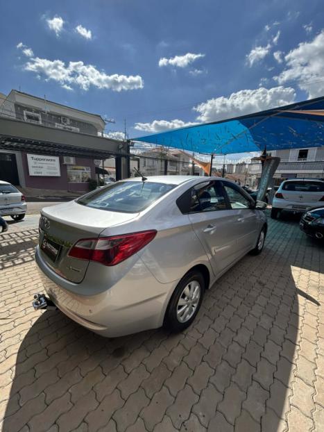 HYUNDAI HB 20 Sedan 1.6 16V 4P FLEX COMFORT PLUS, Foto 3