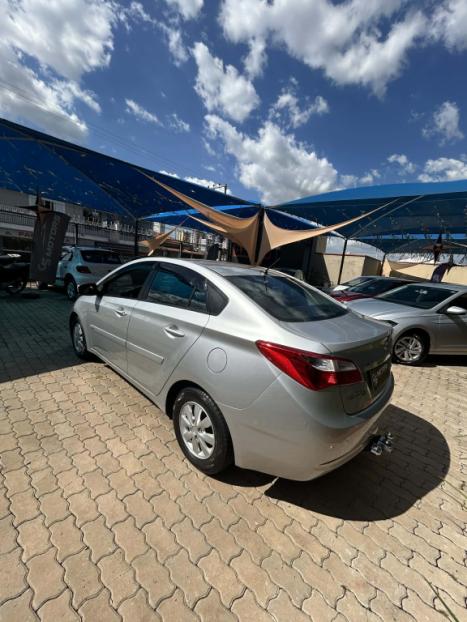 HYUNDAI HB 20 Sedan 1.6 16V 4P FLEX COMFORT PLUS, Foto 6