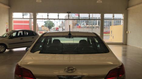 HYUNDAI HB 20 Sedan 1.6 16V 4P FLEX PREMIUM AUTOM�TICO, Foto 19