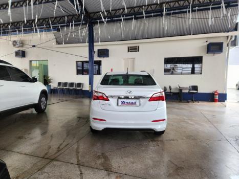 HYUNDAI HB 20 Sedan 1.6 16V 4P FLEX COMFORT AUTOM�TICO, Foto 5