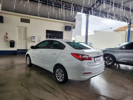 HYUNDAI HB 20 Sedan 1.6 16V 4P FLEX COMFORT AUTOM�TICO, Foto 6
