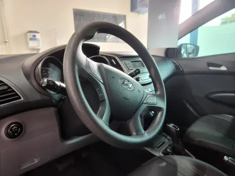 HYUNDAI HB 20 Sedan 1.6 16V 4P FLEX COMFORT AUTOM�TICO, Foto 9