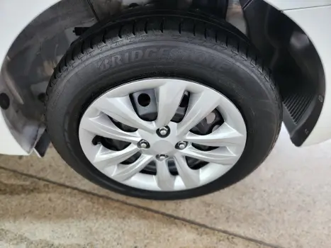 HYUNDAI HB 20 Sedan 1.6 16V 4P FLEX COMFORT AUTOM�TICO, Foto 14