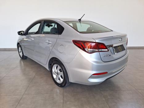 HYUNDAI HB 20 Sedan 1.6 16V 4P FLEX COMFORT PLUS, Foto 8