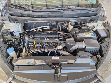 HYUNDAI HB 20 Sedan 1.6 16V 4P FLEX COMFORT PLUS, Foto 11