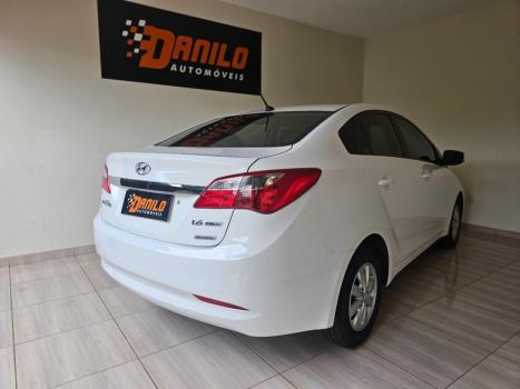 HYUNDAI HB 20 Sedan 1.6 16V 4P FLEX COMFORT PLUS AUTOM�TICO, Foto 3
