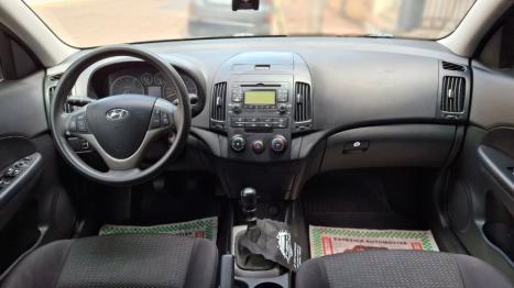 HYUNDAI I30 2.0 16V 4P, Foto 9