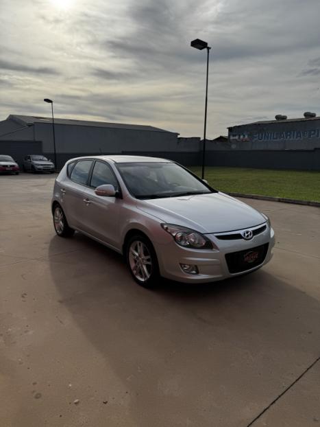 HYUNDAI I30 2.0 16V 4P, Foto 1