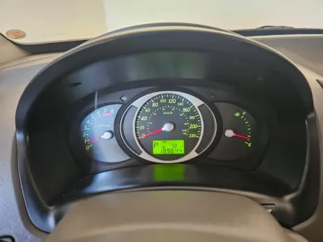 HYUNDAI Tucson 2.0 16V 4P GLS AUTOM�TICO, Foto 8