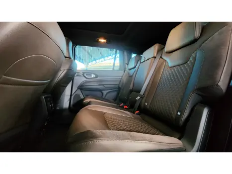 JEEP Commander 2.0 16V 4P TD380 OVERLAND 4X4 TURBO DIESEL AUTOM�TICO AT9, Foto 15