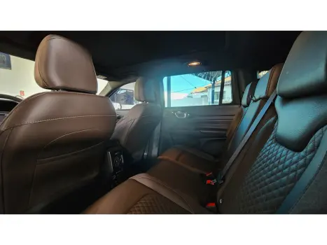 JEEP Commander 2.0 16V 4P TD380 OVERLAND 4X4 TURBO DIESEL AUTOM�TICO AT9, Foto 22