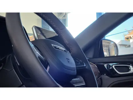 JEEP Commander 2.0 16V 4P TD380 OVERLAND 4X4 TURBO DIESEL AUTOM�TICO AT9, Foto 23