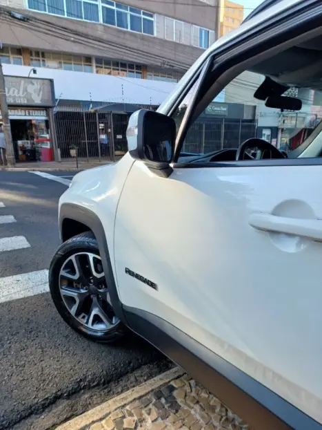 JEEP Renegade 1.8 16V 4P FLEX LONGITUDE AUTOM�TICO, Foto 16