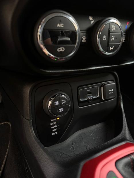 JEEP Renegade 2.0 16V 4P TURBO DIESEL TRAILHAWK 4X4 AUTOMTICO, Foto 18