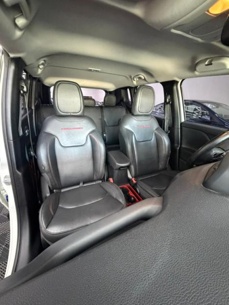 JEEP Renegade 2.0 16V 4P TURBO DIESEL TRAILHAWK 4X4 AUTOM�TICO, Foto 10
