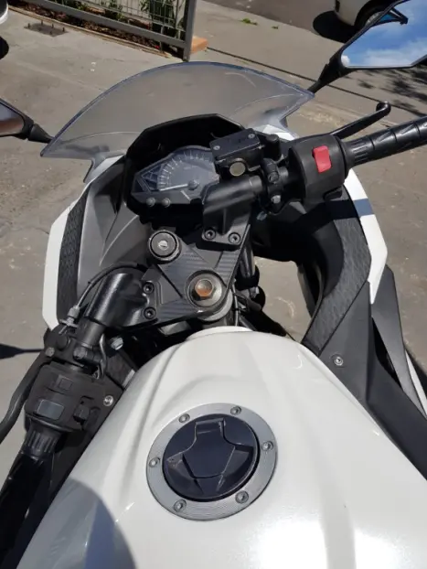 KAWASAKI Ninja 300 , Foto 9