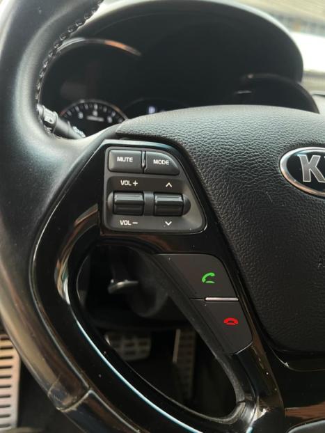 KIA Cerato Sedan 1.6 16V 4P SX AUTOMTICO, Foto 11