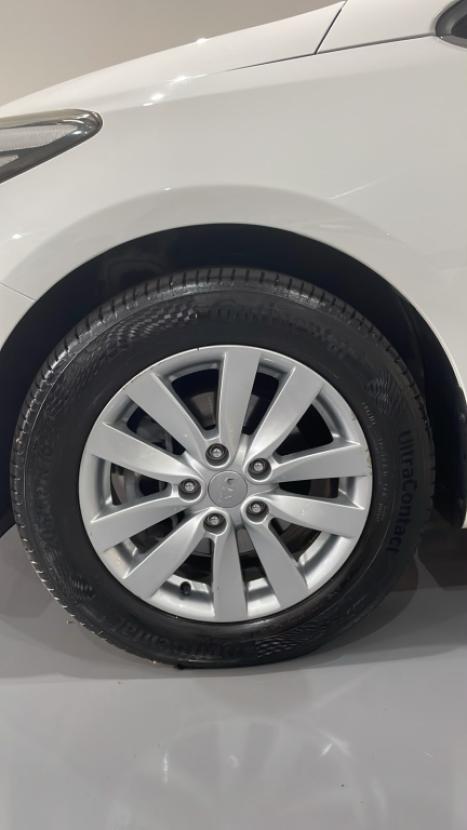 KIA Cerato Sedan 1.6 16V 4P SX, Foto 10