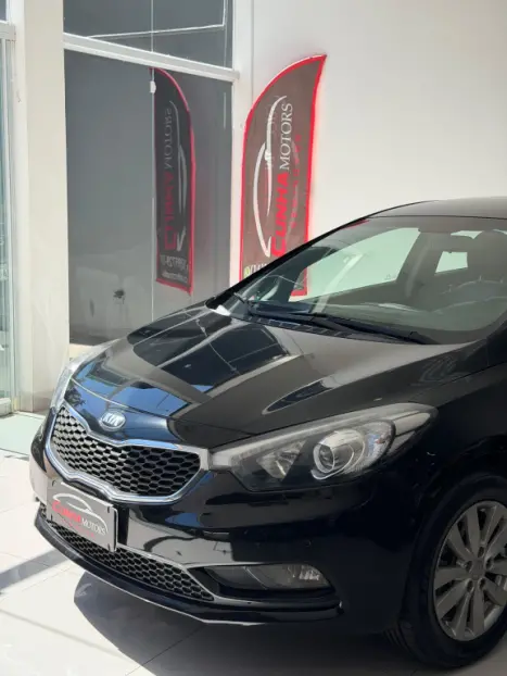 KIA Cerato Sedan 1.6 16V 4P EX AUTOM�TICO, Foto 5