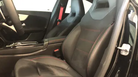 MERCEDES-BENZ CLA 35 AMG 2.0 16V 4P CGI 4MATIC 7G-TRONIC DCT AUTOMTICO, Foto 13