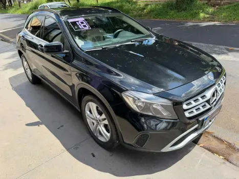 MERCEDES-BENZ GLA 200 1.6 16V 4P CGI STYLE TURBO AUTOM�TICO, Foto 3