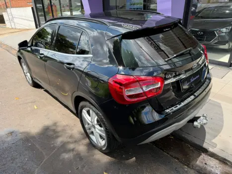 MERCEDES-BENZ GLA 200 1.6 16V 4P CGI STYLE TURBO AUTOM�TICO, Foto 4