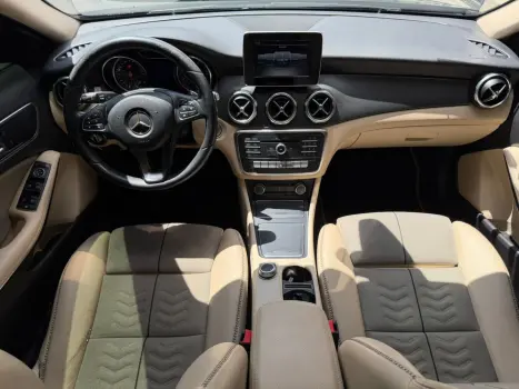 MERCEDES-BENZ GLA 200 1.6 16V 4P CGI STYLE TURBO AUTOM�TICO, Foto 9