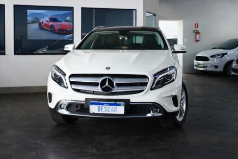 MERCEDES-BENZ GLA 200 1.6 16V 4P FLEX CGI ENDURO TURBO AUTOM�TICO, Foto 2