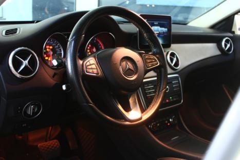 MERCEDES-BENZ GLA 200 1.6 16V 4P FLEX CGI ENDURO TURBO AUTOM�TICO, Foto 8