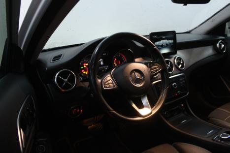 MERCEDES-BENZ GLA 200 1.6 16V 4P FLEX CGI ENDURO TURBO AUTOMÁTICO, Foto 10