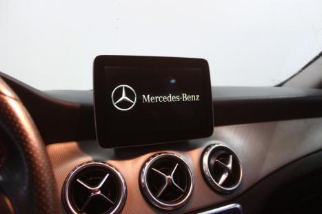 MERCEDES-BENZ GLA 200 1.6 16V 4P FLEX CGI ENDURO TURBO AUTOMÁTICO, Foto 11