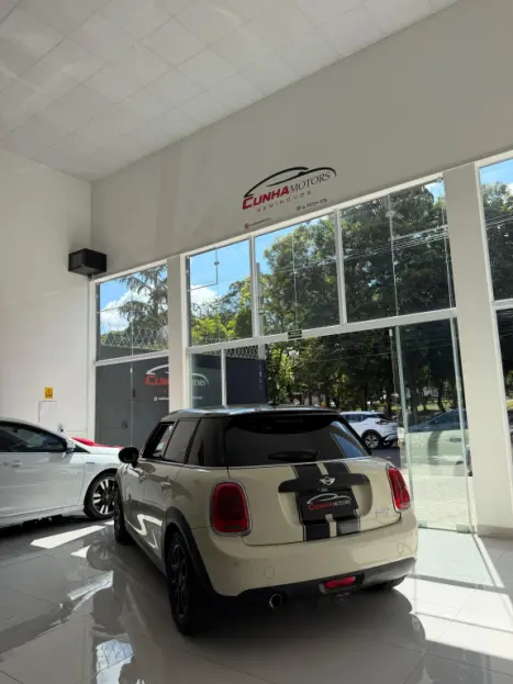 MINI Cooper 1.5 12V TURBO AUTOM�TICO, Foto 5
