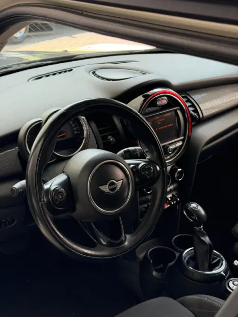 MINI Cooper 1.5 12V TURBO AUTOM�TICO, Foto 9