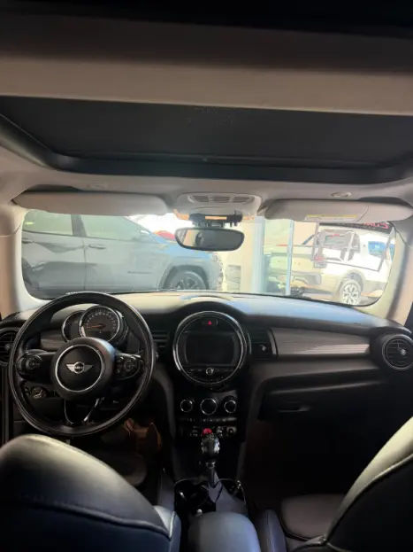 MINI Cooper 1.5 12V 4P TURBO AUTOM�TICO, Foto 8